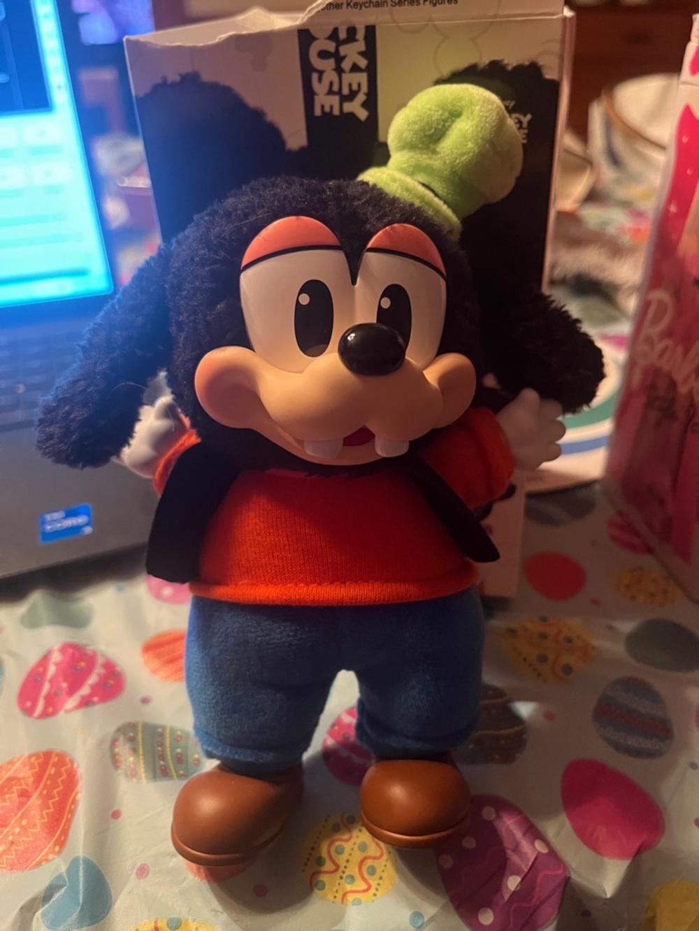 Pop Mart, Mickey Family- open box